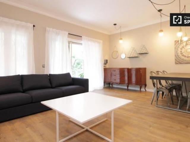 Apartamentos 3 Dormitorio Barcelona Barcelona ES54228776