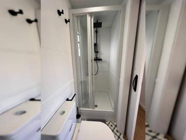 Apartamentos 3 Dormitorio Barcelona Barcelona ES73165374