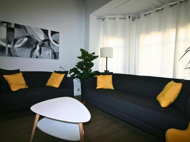 Apartamentos 3 Dormitorio Barcelona Barcelona ES81718502