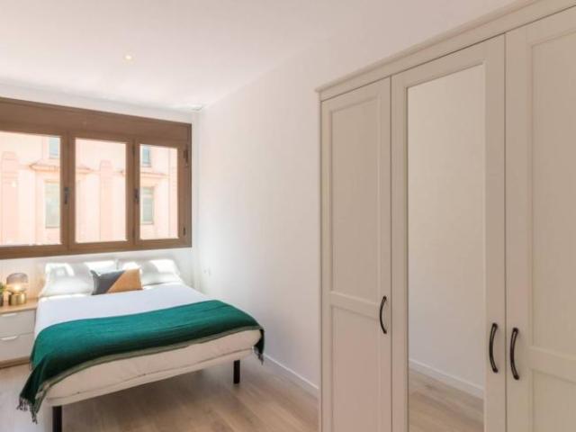 Apartamentos 3 Dormitorio Barcelona Barcelona ES93529124