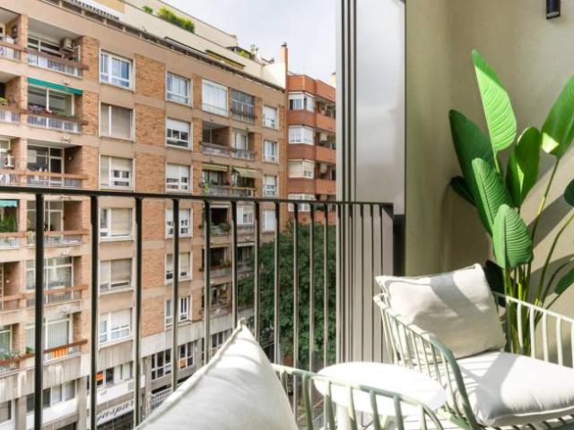 Apartamentos 3 Dormitorio Barcelona Barcelona ES96066844