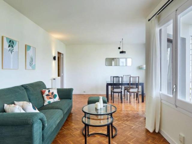 Apartamentos 3 Dormitorio Barcelona Barcelona ES98709908