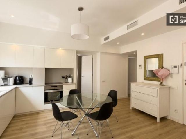 Apartamentos 3 Dormitorio Barcelona Barcelona ES99977500