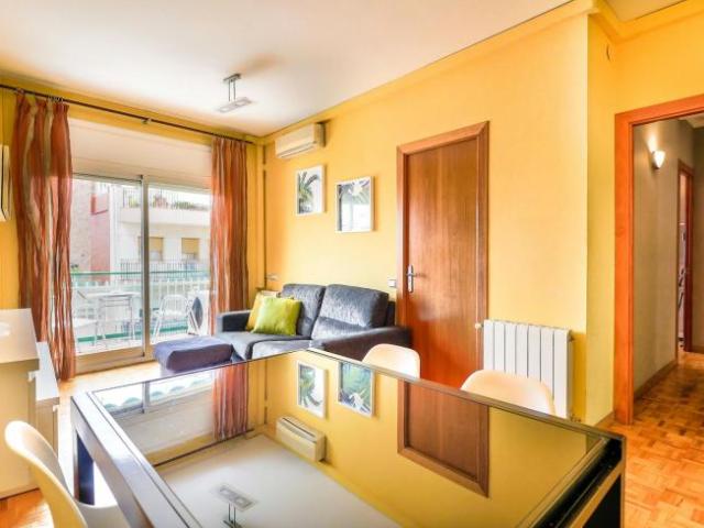 Apartamentos 3 Dormitorio Barcelona Barcelona ES100714854