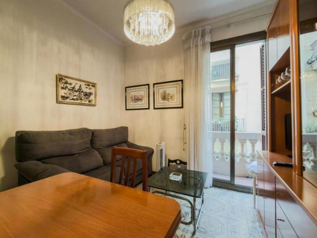 Apartamentos 3 Dormitorio Barcelona Barcelona ES100715780