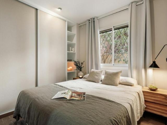Apartamentos 3 Dormitorio Barcelona Barcelona ES100766021