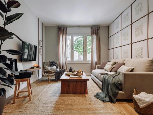 Apartamentos 3 Dormitorio Barcelona Barcelona ES100875720