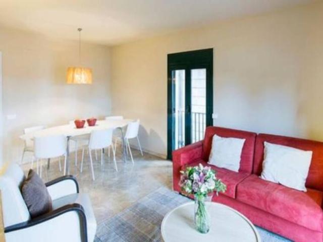 Apartamentos 3 Dormitorio Barcelona Barcelona ES100178006