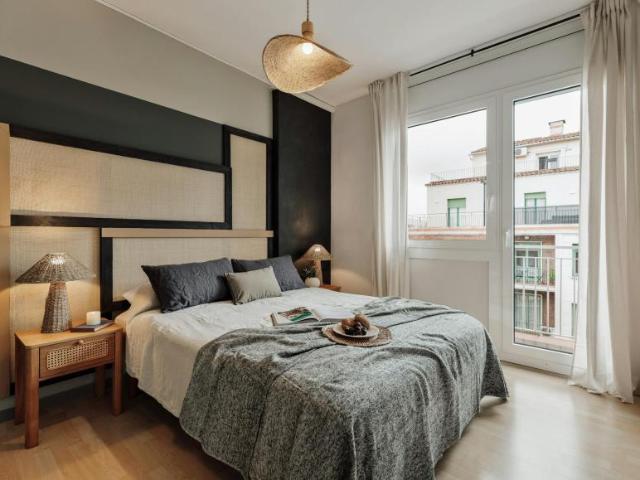 Apartamentos 3 Dormitorio Barcelona Barcelona ES101448920