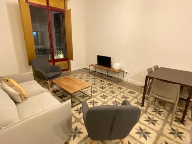 Apartamentos 3 Dormitorio Barcelona Barcelona ES101737570