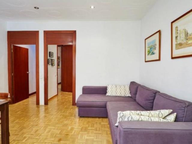 Apartamentos 3 Dormitorio Barcelona Barcelona ES101815506