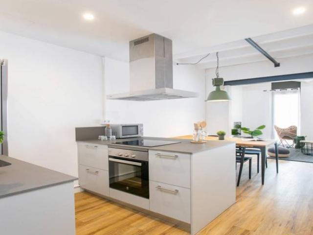 Apartamentos 3 Dormitorio Barcelona Barcelona ES101823633