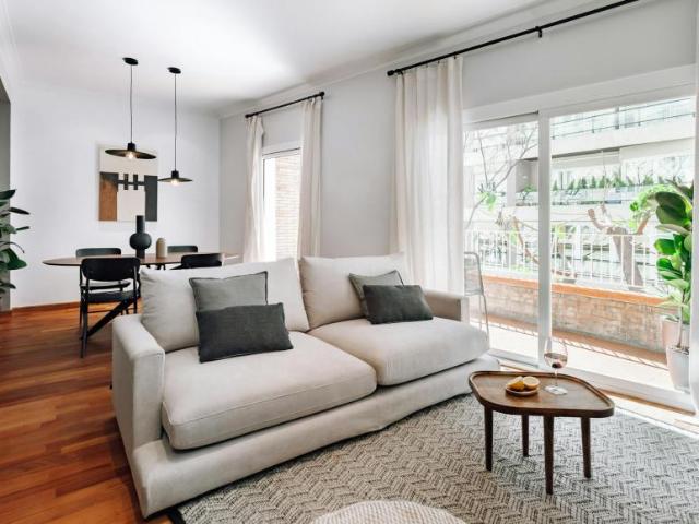 Apartamentos 3 Dormitorio Barcelona Barcelona ES101917460