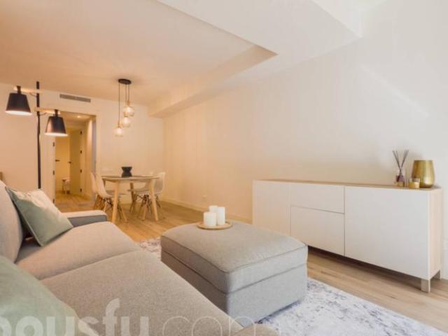 Apartamentos 3 Dormitorio Barcelona Barcelona ES101020897