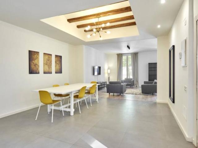 Apartamentos 3 Dormitorio Barcelona Barcelona ES101021623