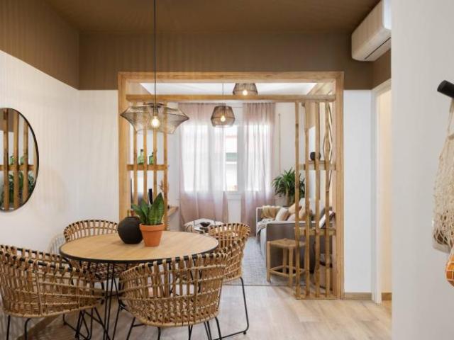 Apartamentos 3 Dormitorio Barcelona Barcelona ES102400518