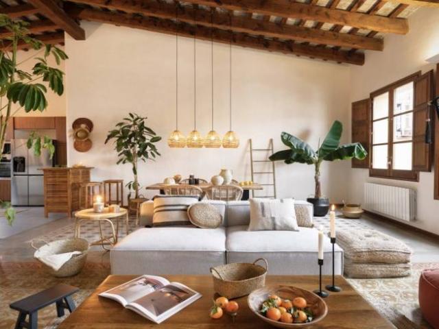 Apartamentos 3 Dormitorio Barcelona Barcelona ES102400583