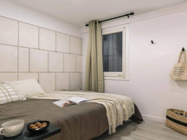 Apartamentos 3 Dormitorio Barcelona Barcelona ES102400666