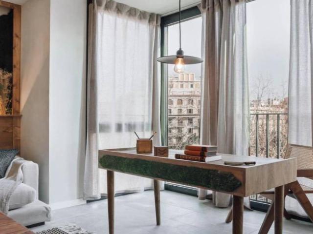 Apartamentos 3 Dormitorio Barcelona Barcelona ES102400759