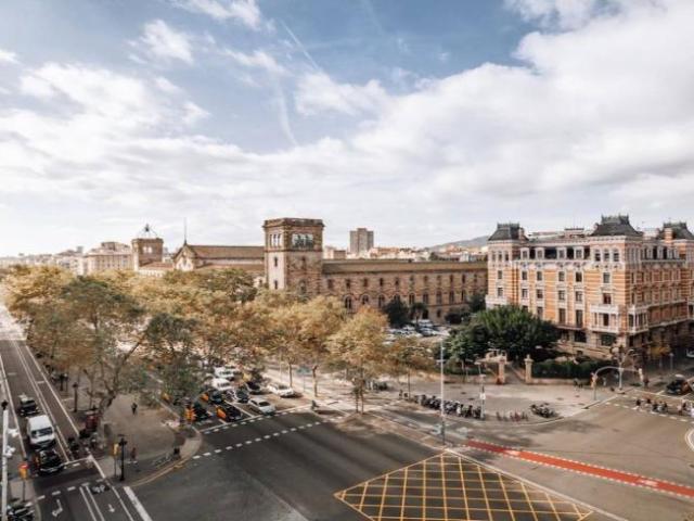 Apartamentos 3 Dormitorio Barcelona Barcelona ES102401467