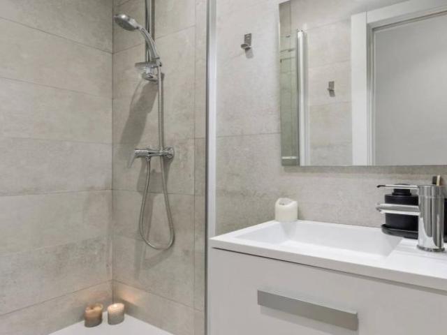 Apartamentos 3 Dormitorio Barcelona Barcelona ES102401489