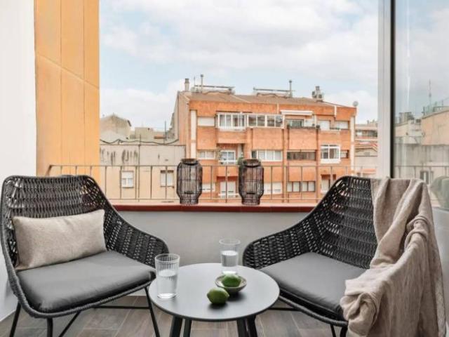 Apartamentos 3 Dormitorio Barcelona Barcelona ES102401889