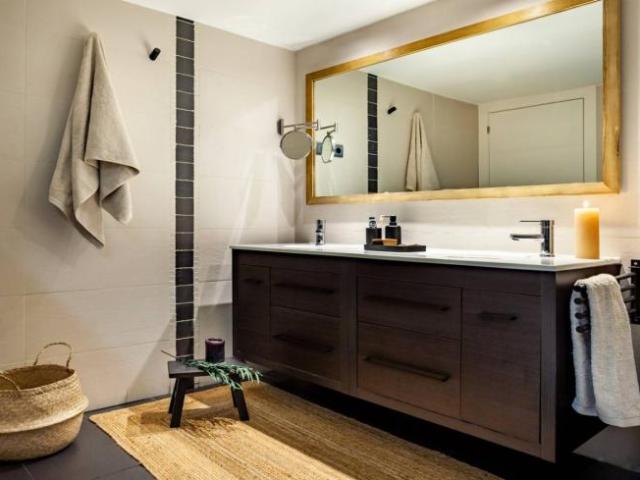 Apartamentos 3 Dormitorio Barcelona Barcelona ES102402294