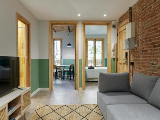 Apartamentos 3 Dormitorio Barcelona Barcelona ES102753821