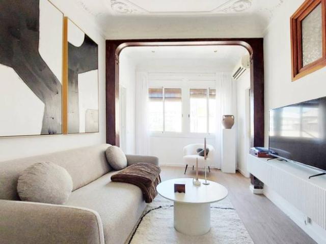 Apartamentos 3 Dormitorio Barcelona Barcelona ES102146827