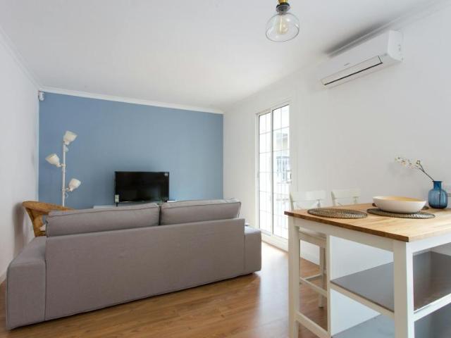 Apartamentos 3 Dormitorio Barcelona Barcelona ES103596234