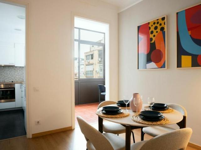 Apartamentos 3 Dormitorio Barcelona Barcelona ES103654880