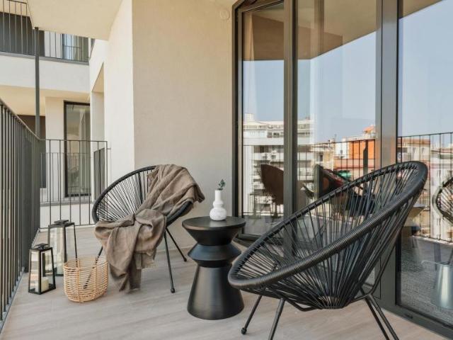 Apartamentos 3 Dormitorio Barcelona Barcelona ES103800009