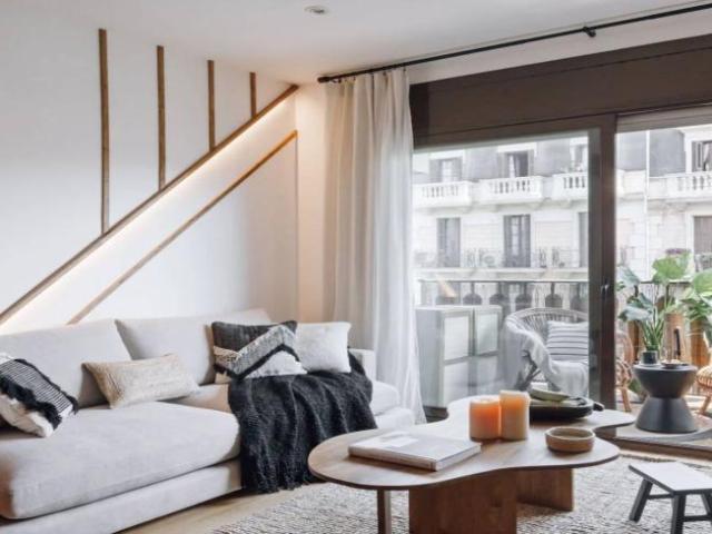 Apartamentos 3 Dormitorio Barcelona Barcelona ES103803323