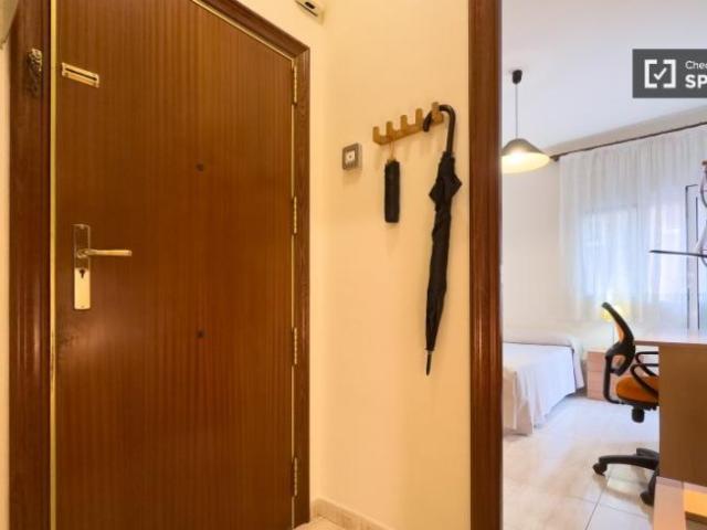 Apartamentos 3 Dormitorio Barcelona Barcelona ES103844414