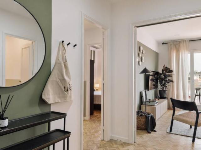 Apartamentos 3 Dormitorio Barcelona Barcelona ES103094408