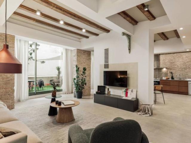 Apartamentos 3 Dormitorio Barcelona Barcelona ES103094192
