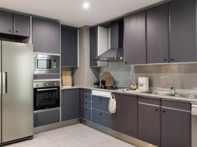 Apartamentos 3 Dormitorio Barcelona Barcelona ES103094206
