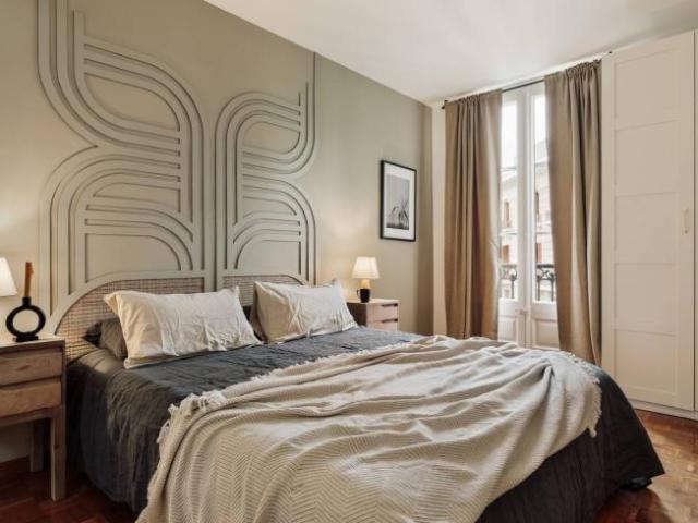 Apartamentos 3 Dormitorio Barcelona Barcelona ES103094221