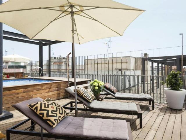 Apartamentos 3 Dormitorio Barcelona Barcelona ES103244232