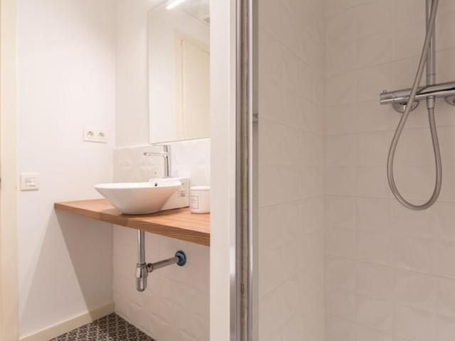 Apartamentos 3 Dormitorio Barcelona Barcelona ES103284868