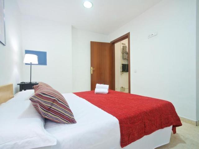 Apartamentos 3 Dormitorio Barcelona Barcelona ES103285267