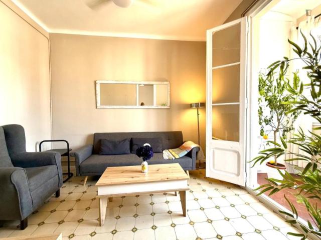 Apartamentos 3 Dormitorio Barcelona Barcelona ES103342638