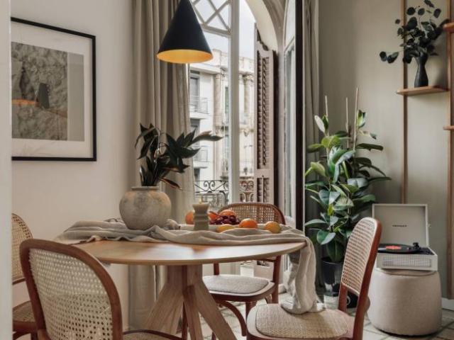 Apartamentos 3 Dormitorio Barcelona Barcelona ES104403324