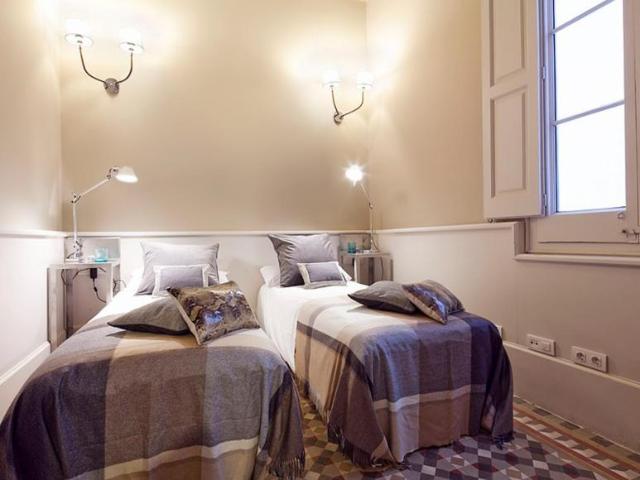 Apartamentos 3 Dormitorio Barcelona Barcelona ES104721219
