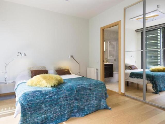 Apartamentos 3 Dormitorio Barcelona Barcelona ES104721230