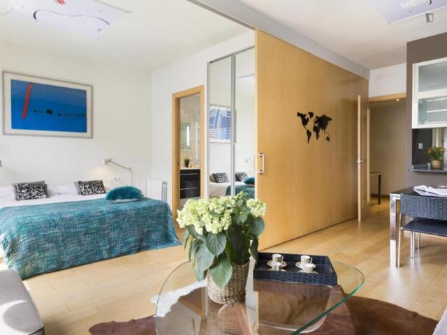 Apartamentos 3 Dormitorio Barcelona Barcelona ES104721238