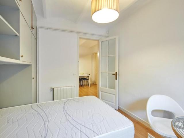 Apartamentos 3 Dormitorio Barcelona Barcelona ES104721274