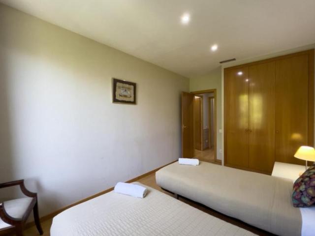Apartamentos 3 Dormitorio Barcelona Barcelona ES104721315