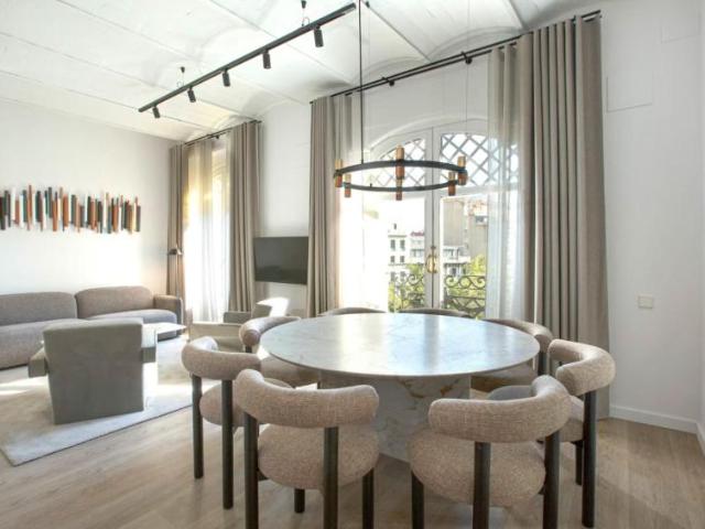 Apartamentos 3 Dormitorio Barcelona Barcelona ES104721366