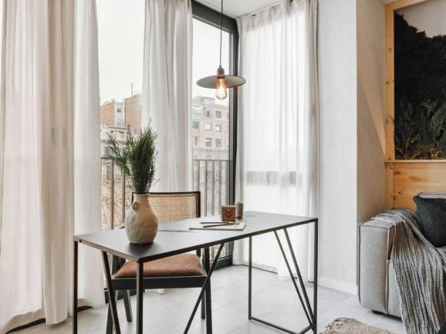 Apartamentos 3 Dormitorio Barcelona Barcelona ES104826570